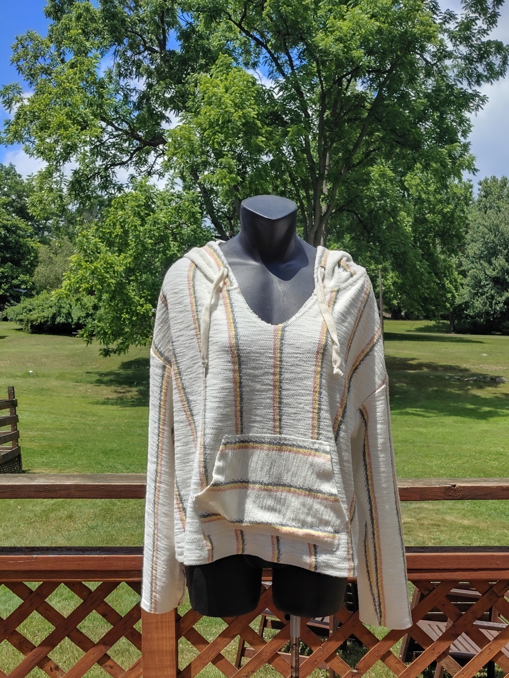 Ocean Drive Coastal Striped Cropped Baja Hoodie Size Medium